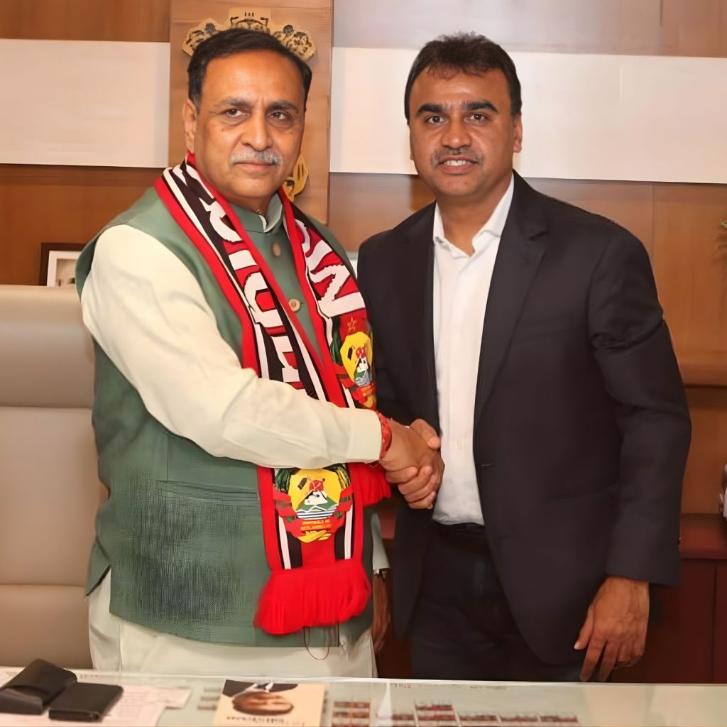 Rizwan Adatia with CM Shri Vijay Rupani Esy ID